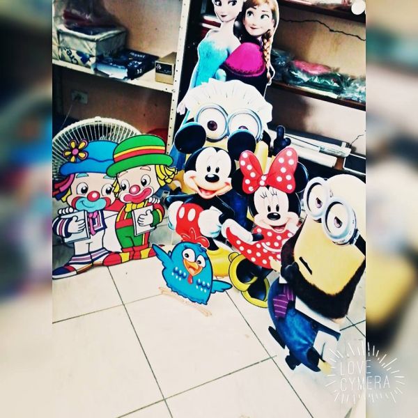 Displays temas diversos